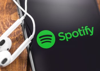 Spotify App, Kopfhörer, Smartphone