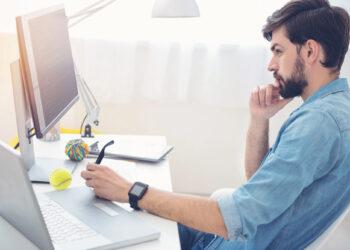 Programmierer No Code Prototyping - Am Arbeitsplatz